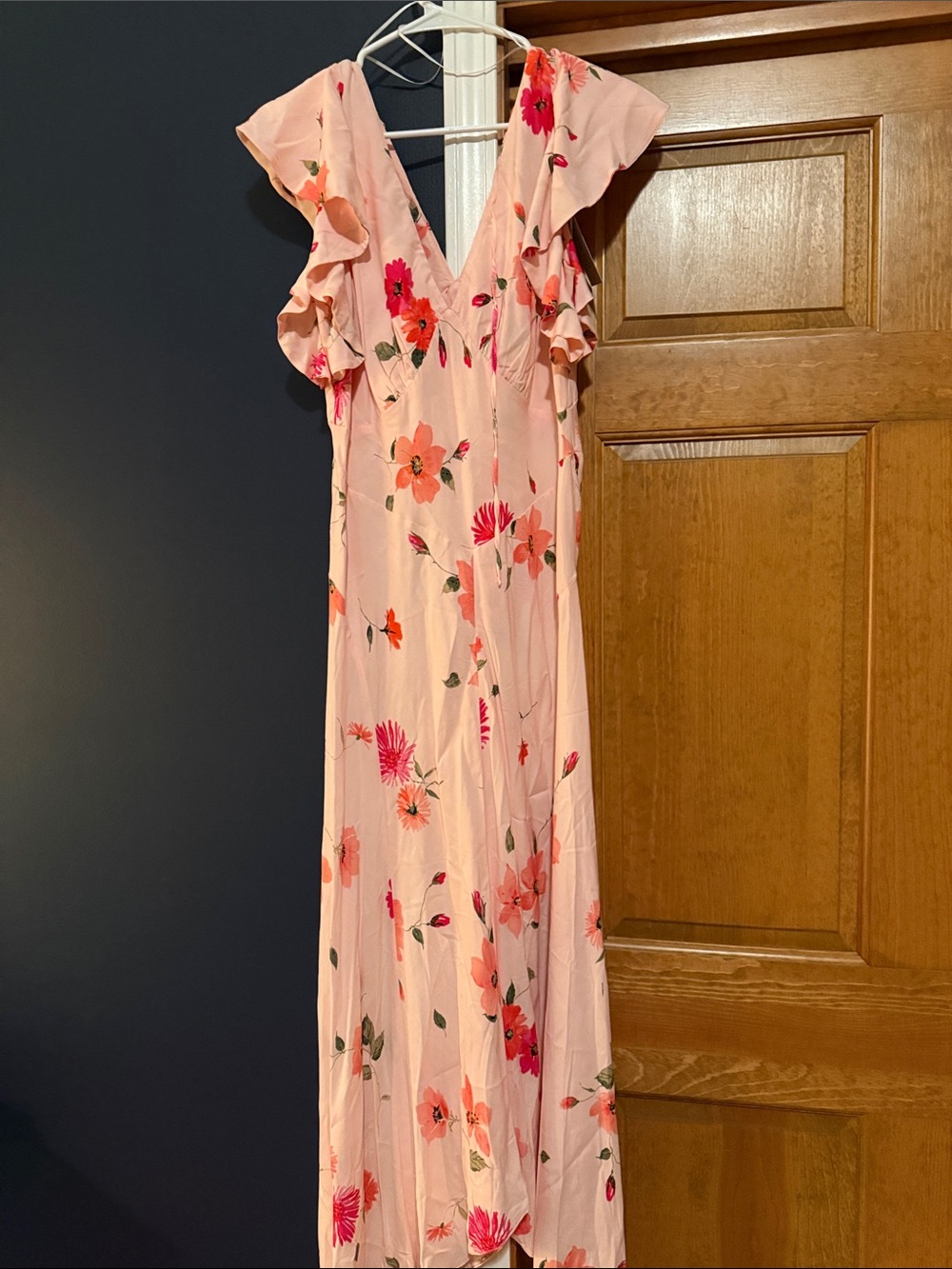 Pink Floral V-Neck Maxi Dress with Ruffle Sleeves